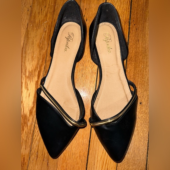 Cute black and gold flats - Picture 1 of 4